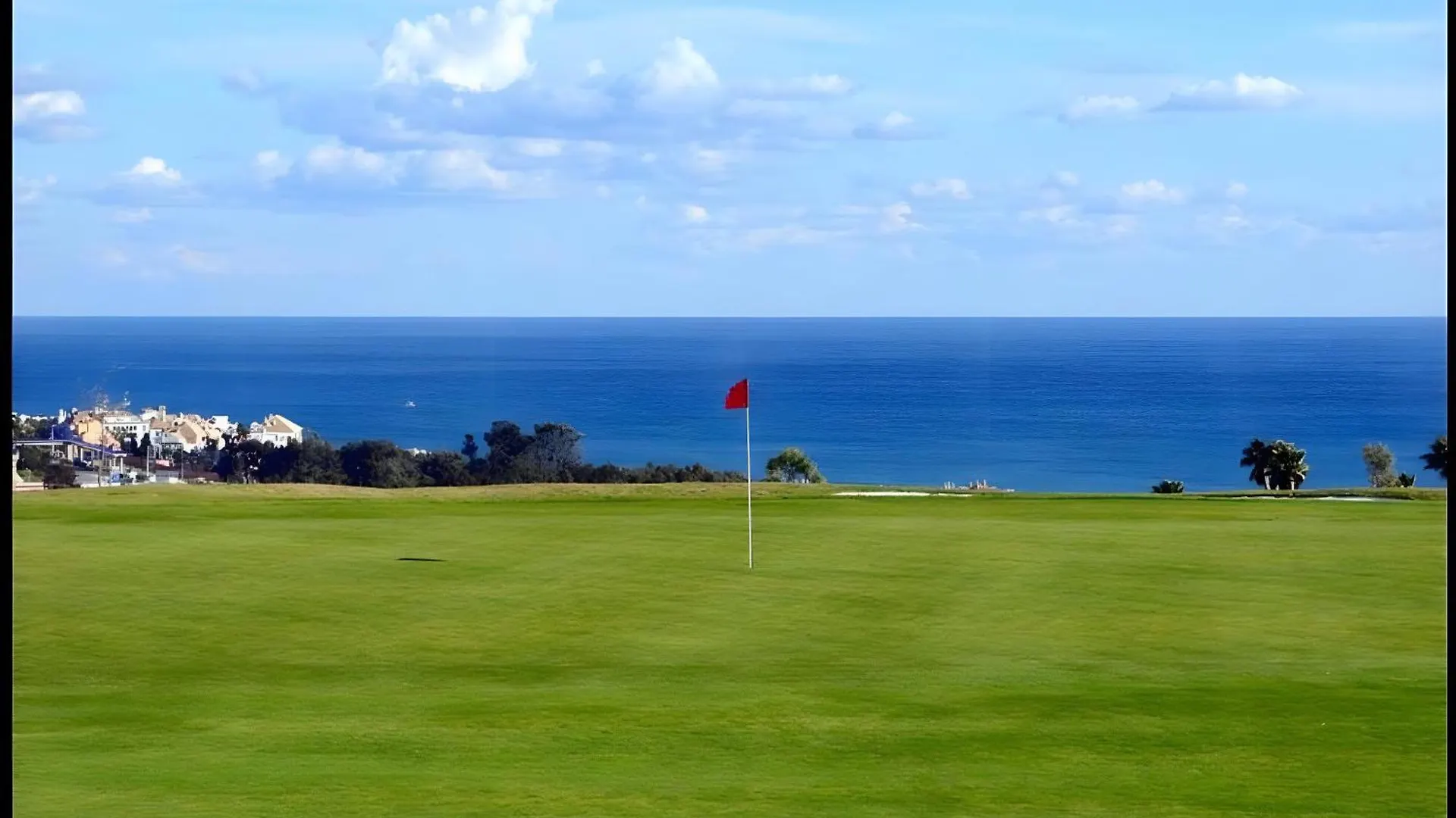 Casares Beach Golf Apartment